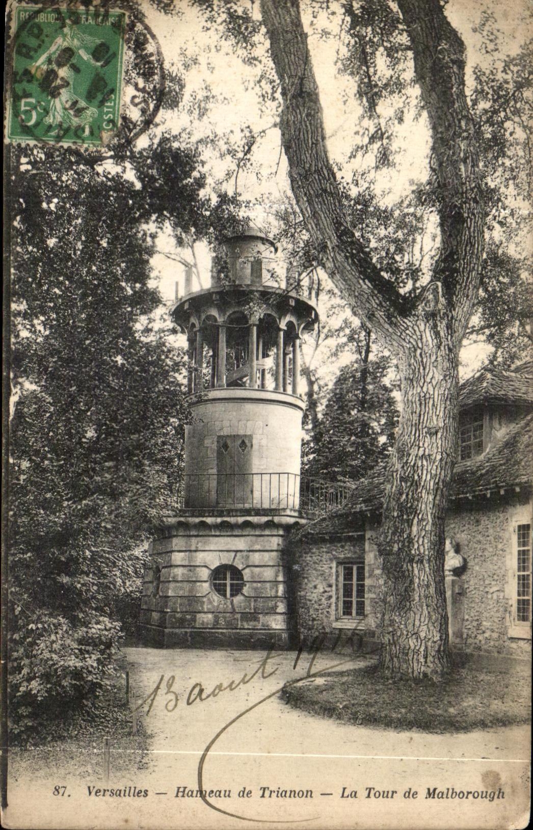 Versailles — Hameau de Trianon — La Tour de Malborough