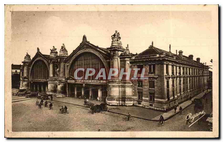 CPA Tours La Gare Monumentale