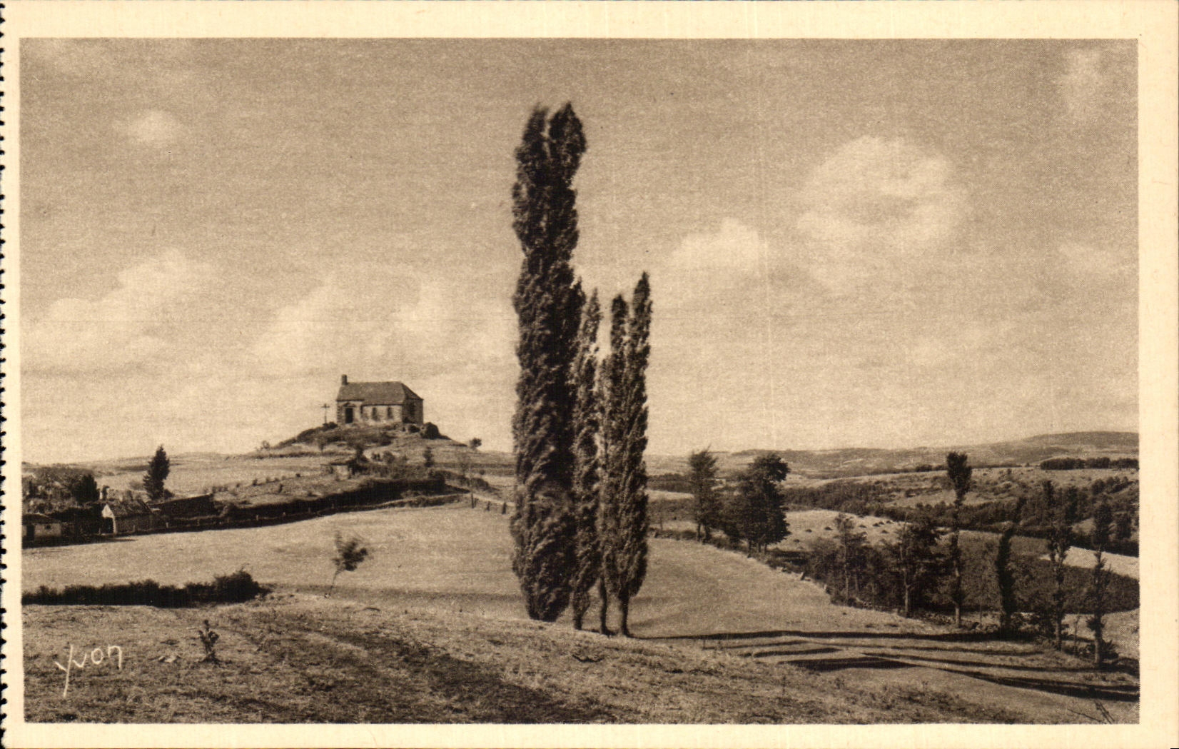CPA La Douce france Saint Flour Le Calvaire 