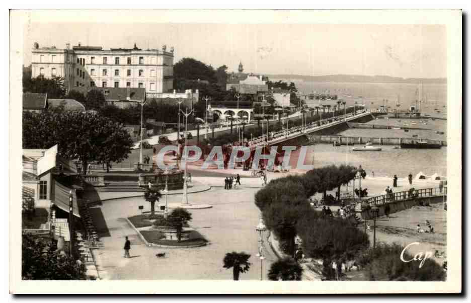 CPA Arcachon Cote d'Argent Boulevard Promenade et jetee Thiers