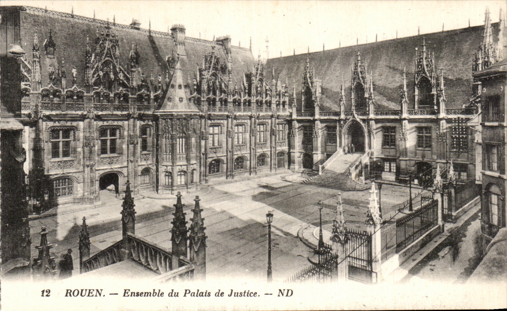 CPA Rouen Ensemble du Palais de Justice