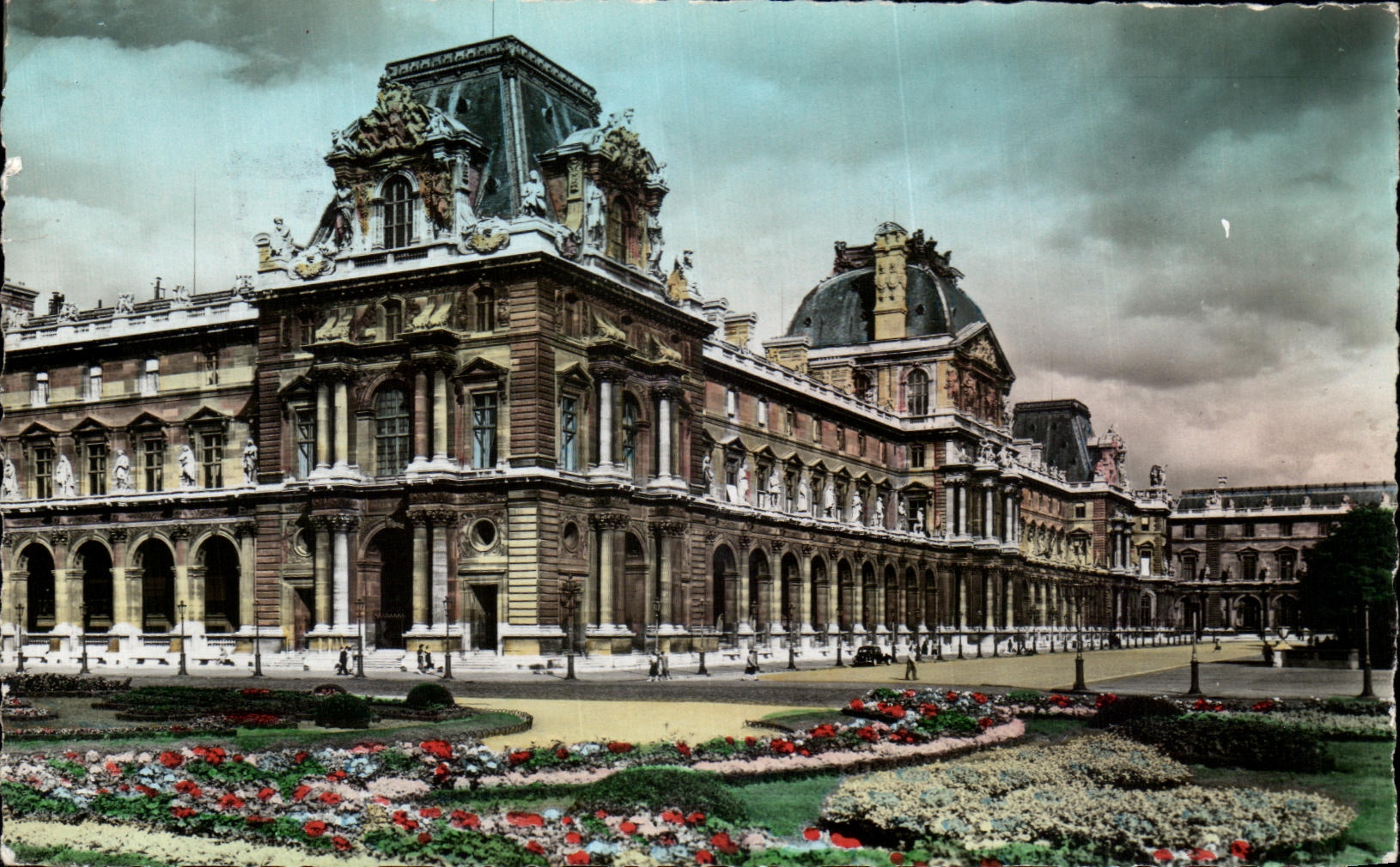 Le Louvre — Paris — Éditeur E.R. Paris, n° de série non visible
