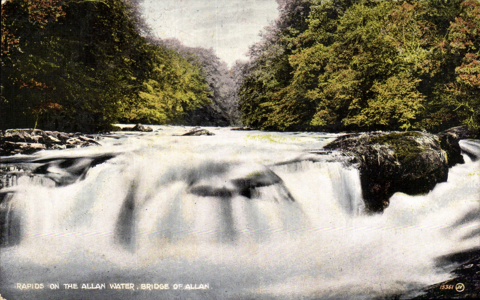 Rapides sur l'Allan Water - Bridge of Allan — éditeur John Erskine, n° de série 13361