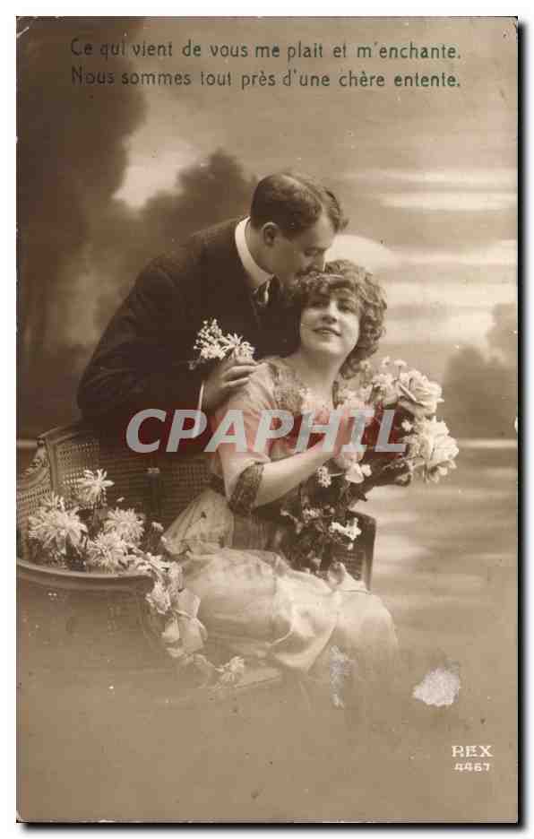 CPA Fantaisie Couple Ce qui vient de vous me plait et m enchante Nous sommes lout pres d'une chere entente