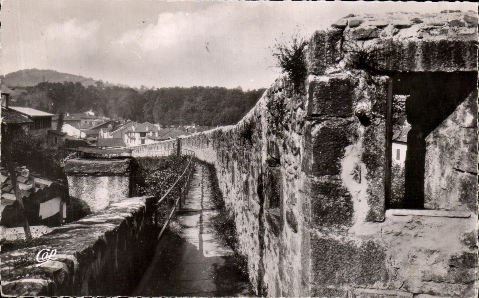 CPA St Jean Pied de Port Remparts de chemin de ronde