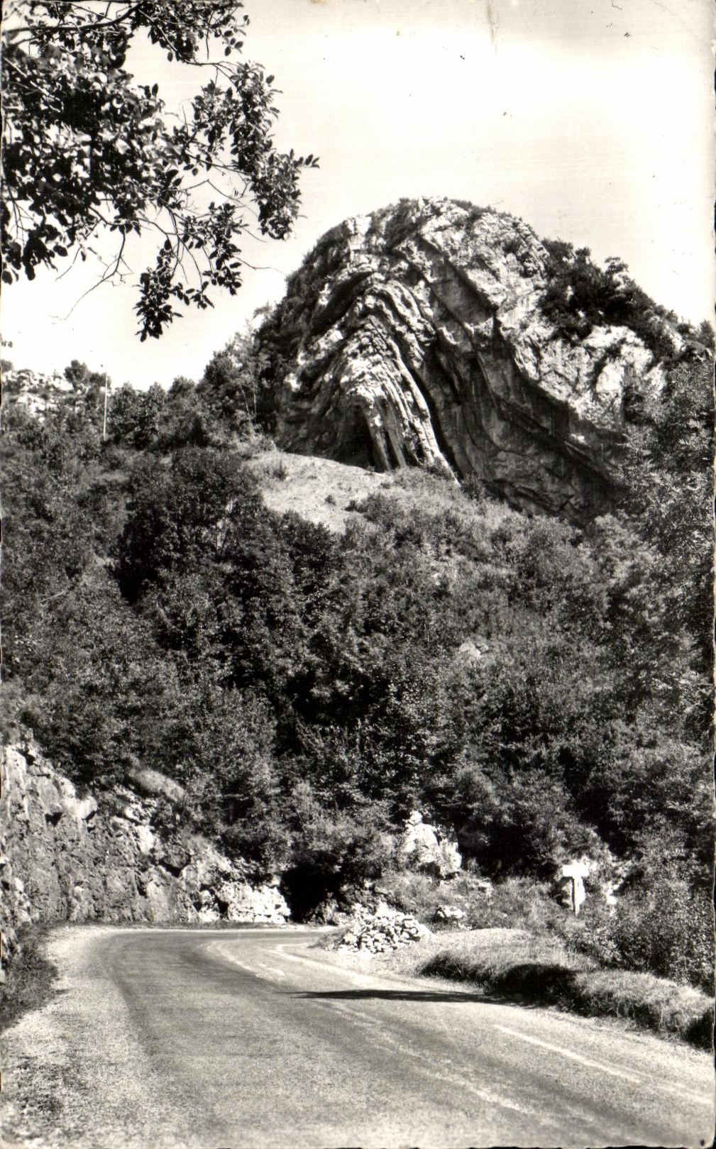 CPA La Franche Comte Pittoresque Route de Saint Claude a La Faucille par