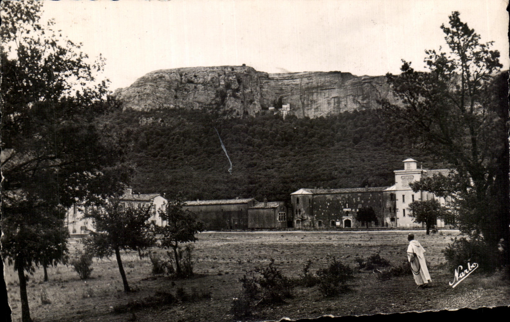La Sainte-Baume (Var) — Vue Générale - Hôtellerie — Éditions Narbo