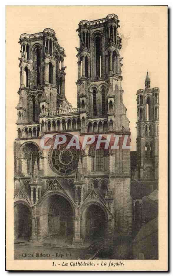 CPA La Cathedrale La Facade