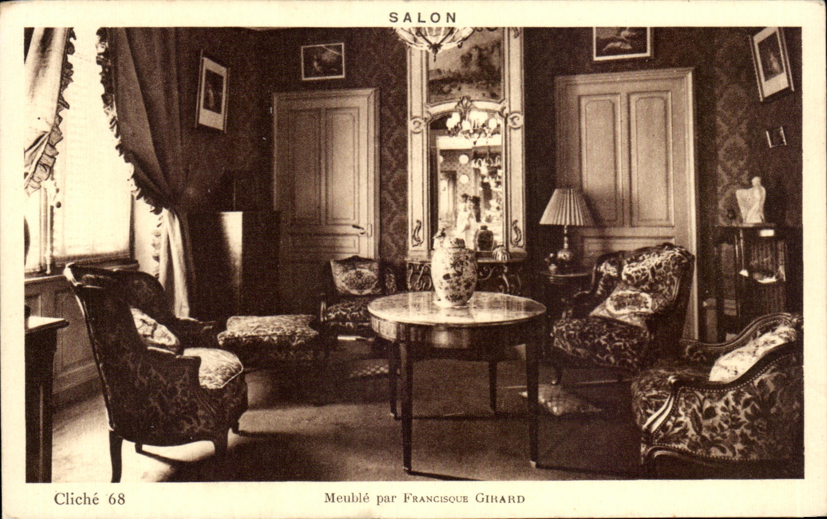 CPA Meuble par Francisque Girard Salon Bourg en Bresse
