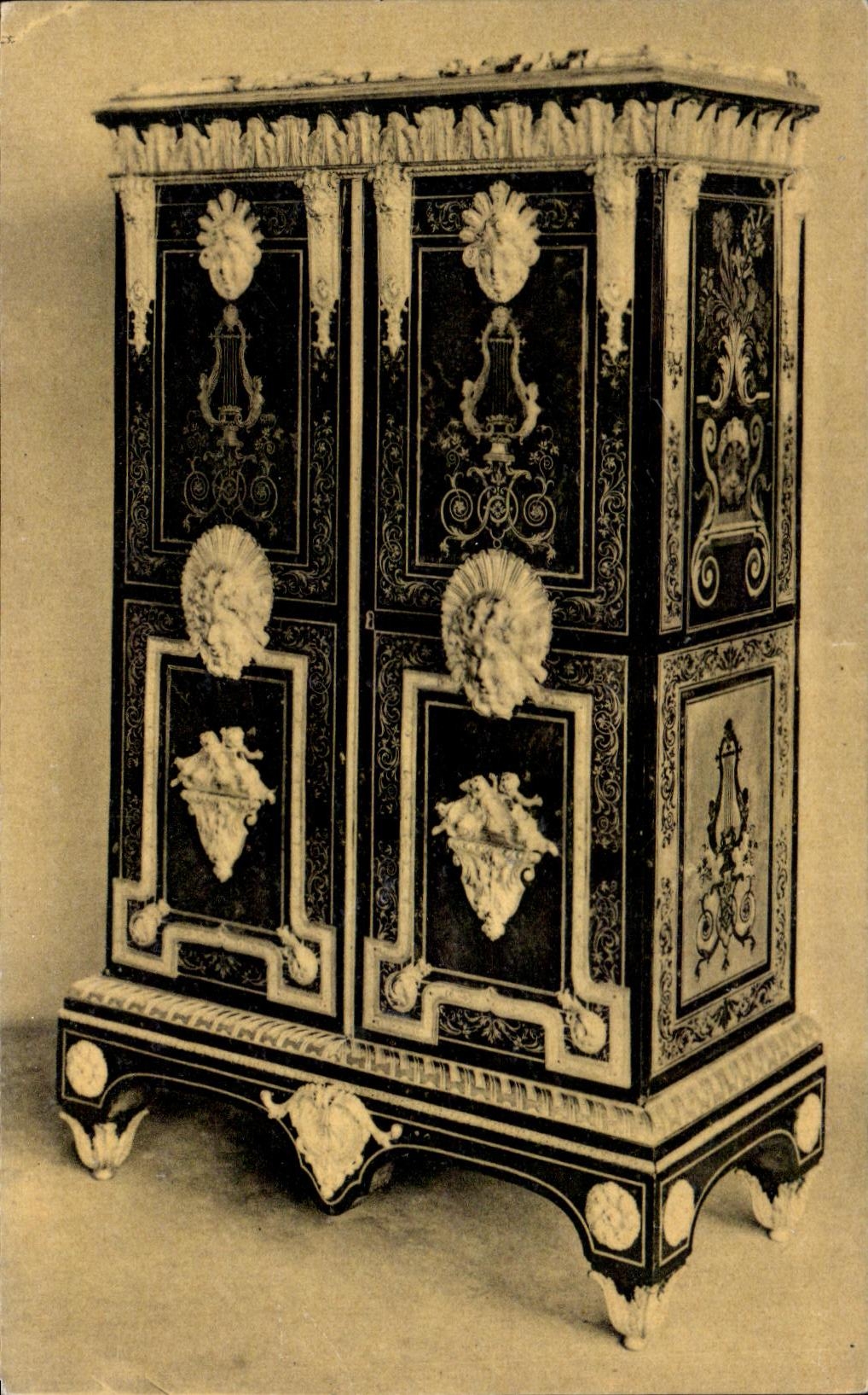 Armoire en marqueterie — André-Charles Boulle — éditée par Fernand Nathan, Paris