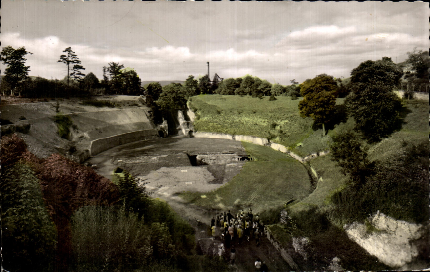 Amphithéâtre de Trier — vue panoramique — Cekado Tr 513