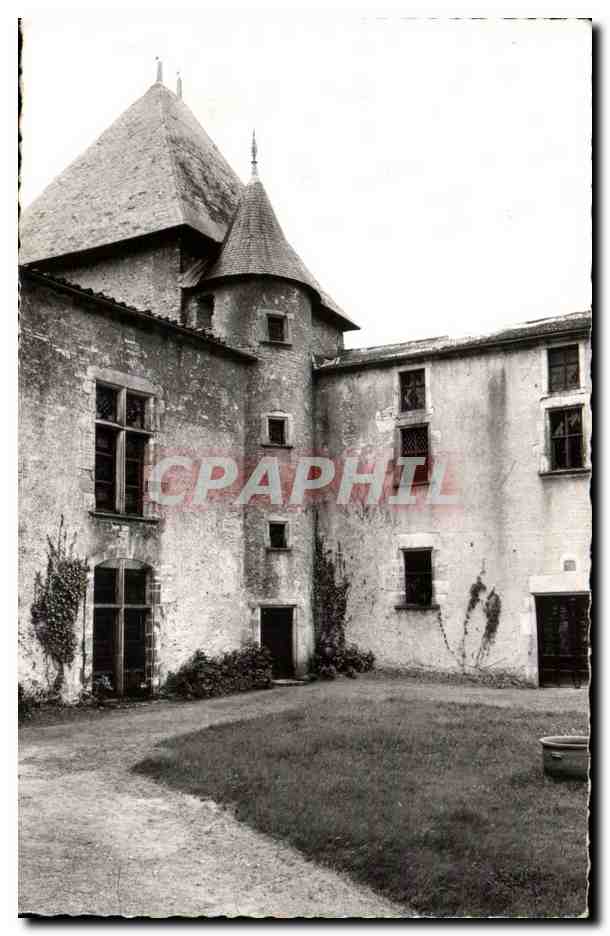 Château de La Roche-lès-Aigueperse — Auvergne et Bourbonnais — Éditions Durey