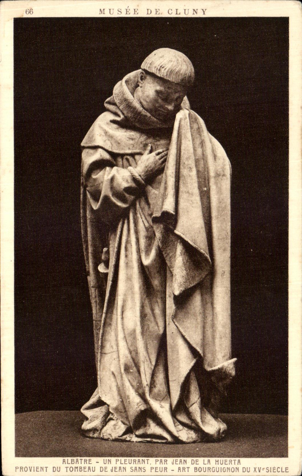 CPA Albatre Un Pleurant par jean de la Huerta Provient du Tombeau de Jean sans Peur Musee Cluny Paris 