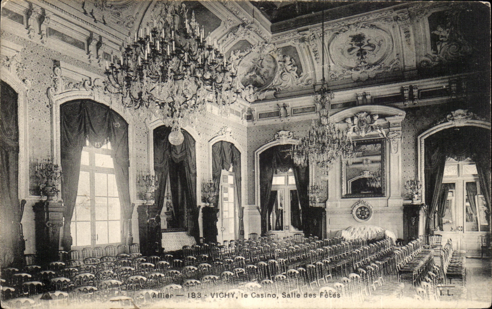 CPA Vichy le casino salle des fetes
