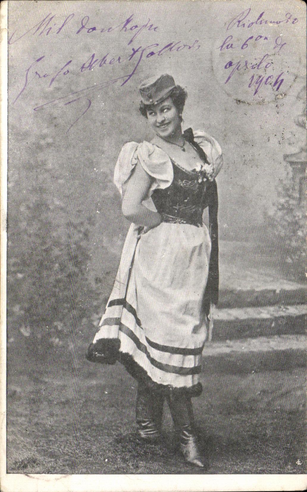 CPA Fantaisie Femme 