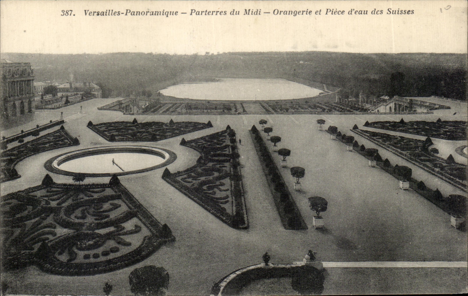 CPA Versailles panoramique parterres du midi orangerie et piece d'eau des suisses
