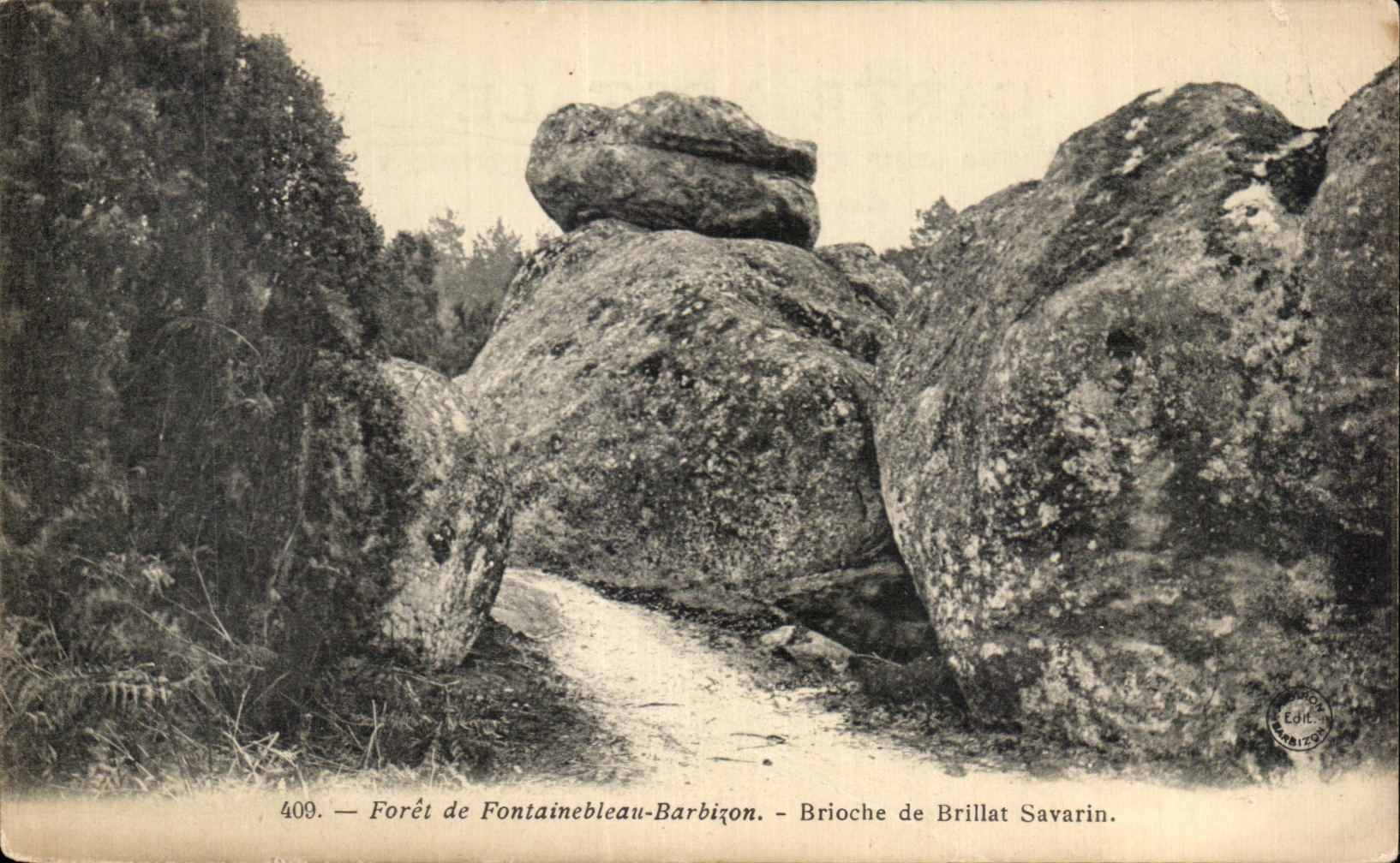 Tarjeta postal antigua Bosque de Fontainebleau Barbizon Brioche de Brillat Savarin