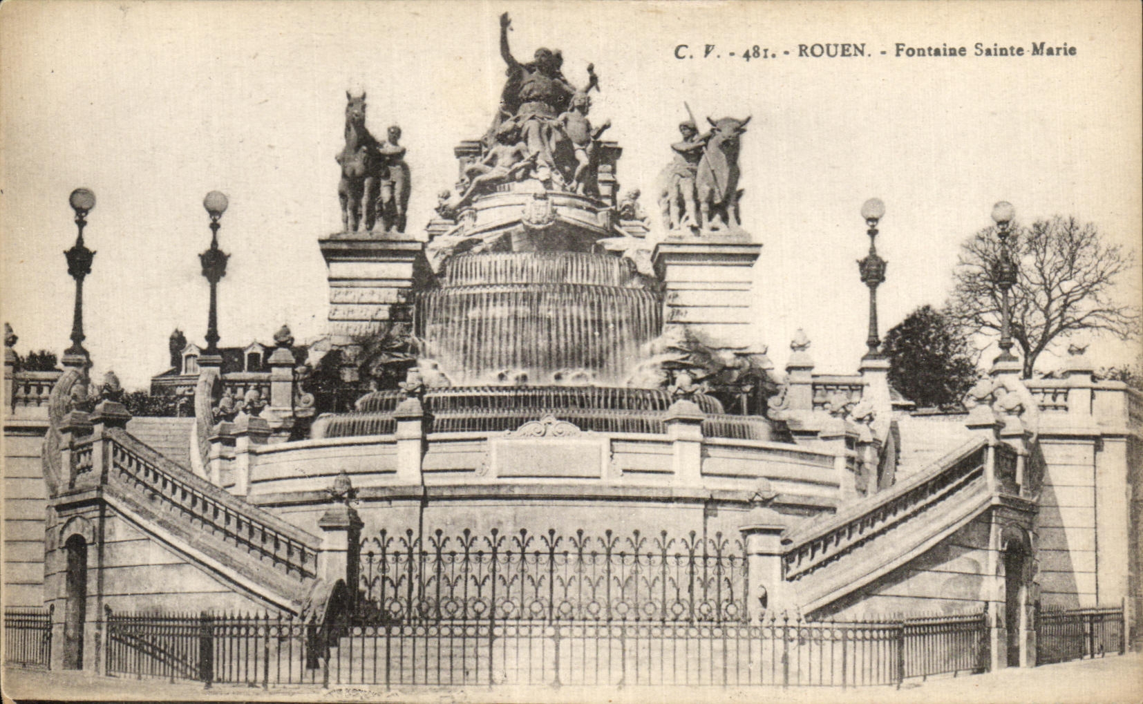 CPA Rouen fontaine sainte marie