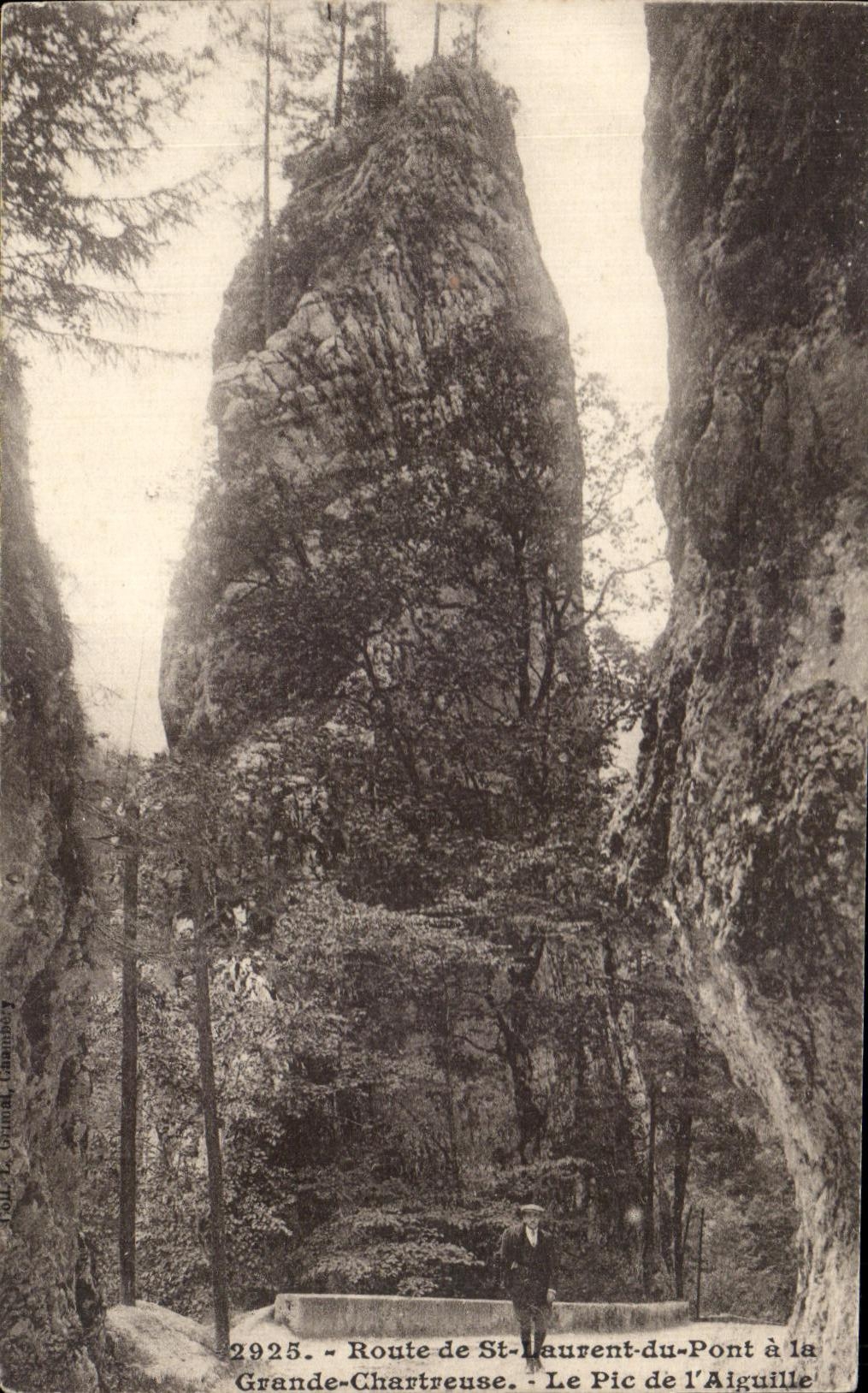 Le Pic de l'Aiguille — Route de St-Laurent-du-Pont à la Grande-Chartreuse — Éditeur L. Grinbel, n°2925