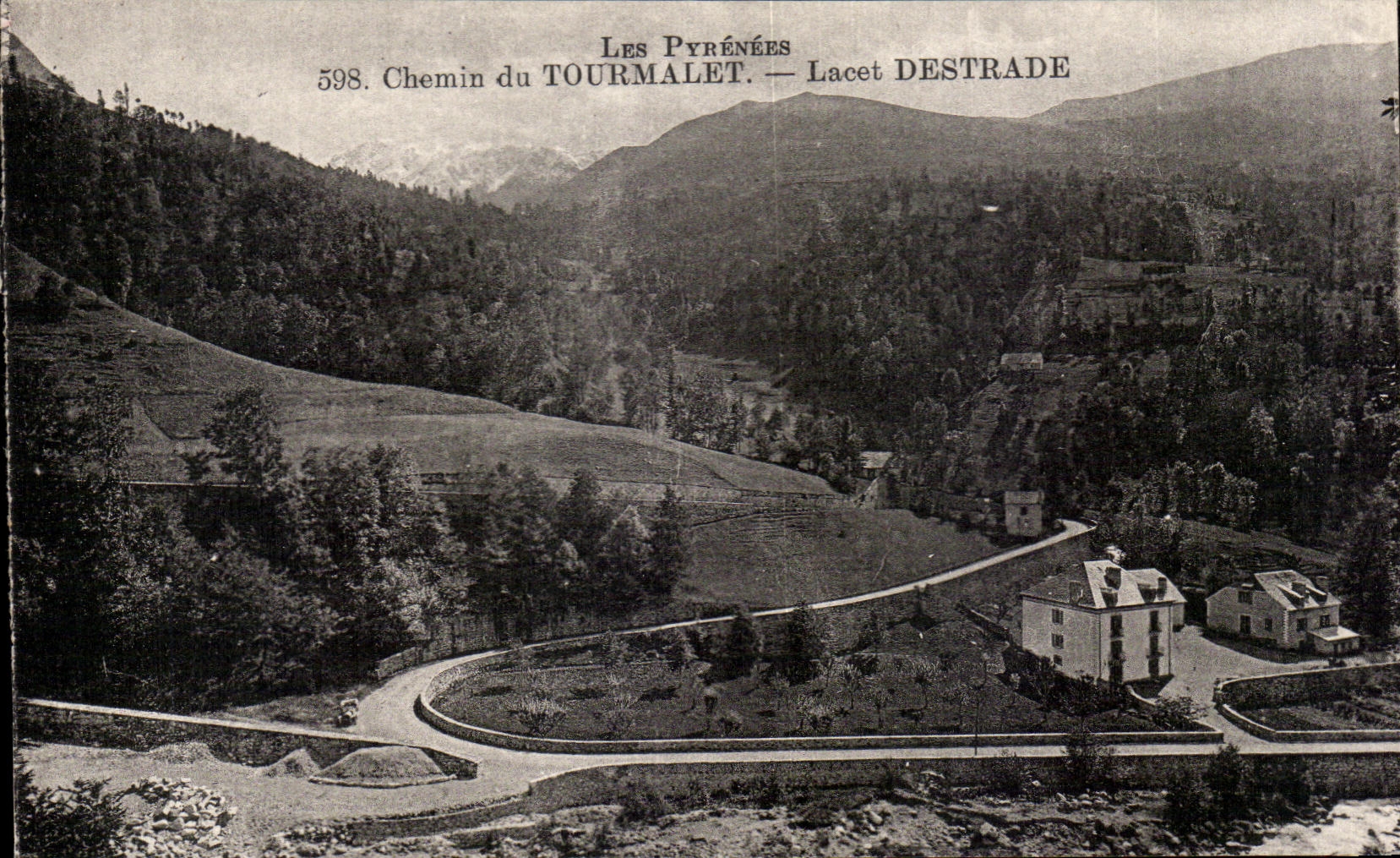 CPA Les Pyrenees Chemin du Tourmalet Lacet Destrade 