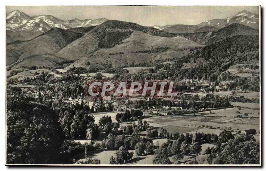 CPA Bagneres de Bigorre Vue Generale