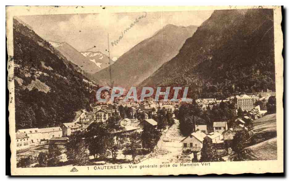 CPA Cauterets Vue Generale Prise du Mamelon Vert