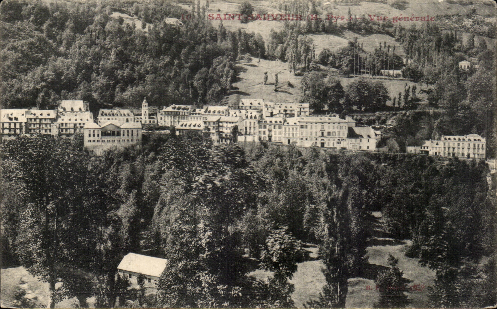 CPA Saint Sauveur Vue generale