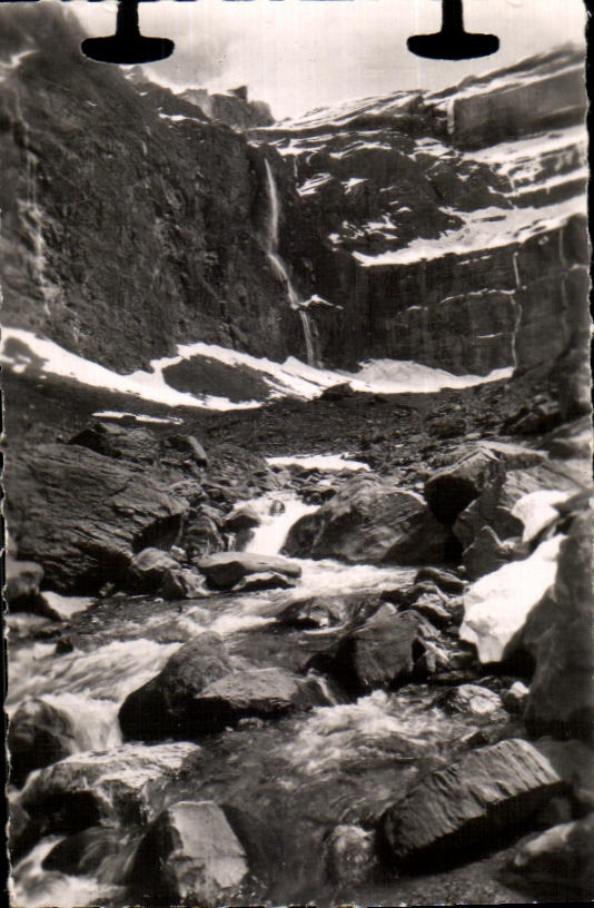 CPSM Gavarnie Le Torrent et la Grande Cascade