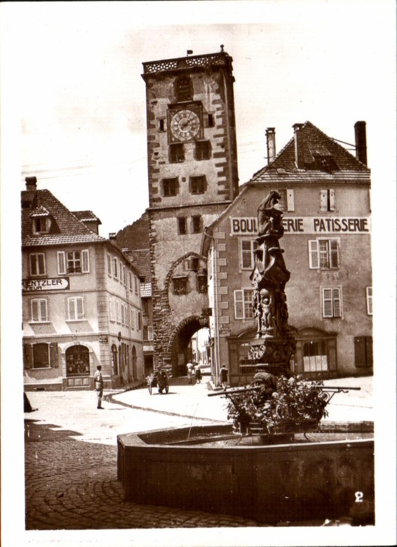 Ribeauvillé — Fontaine et Tour des Bouchers — éditeur CPAPHIL, n°2