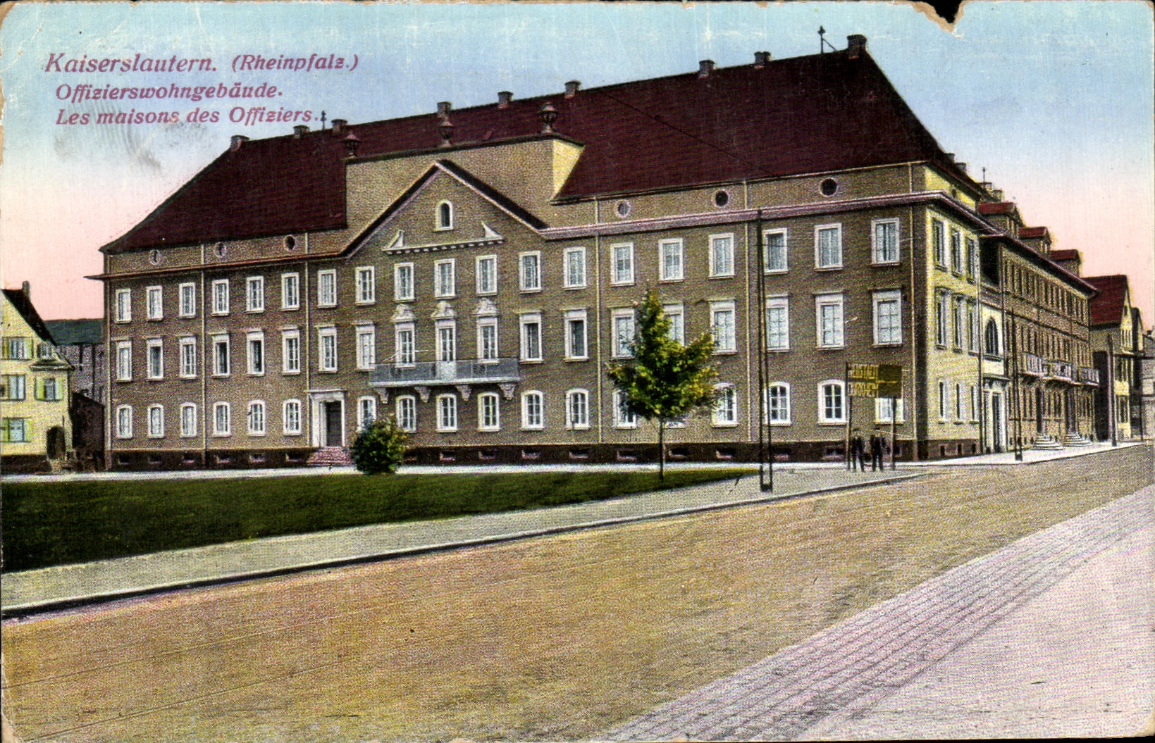 CPA Kaiserslautern Offizierswohngebande Les maisons des Offiziers