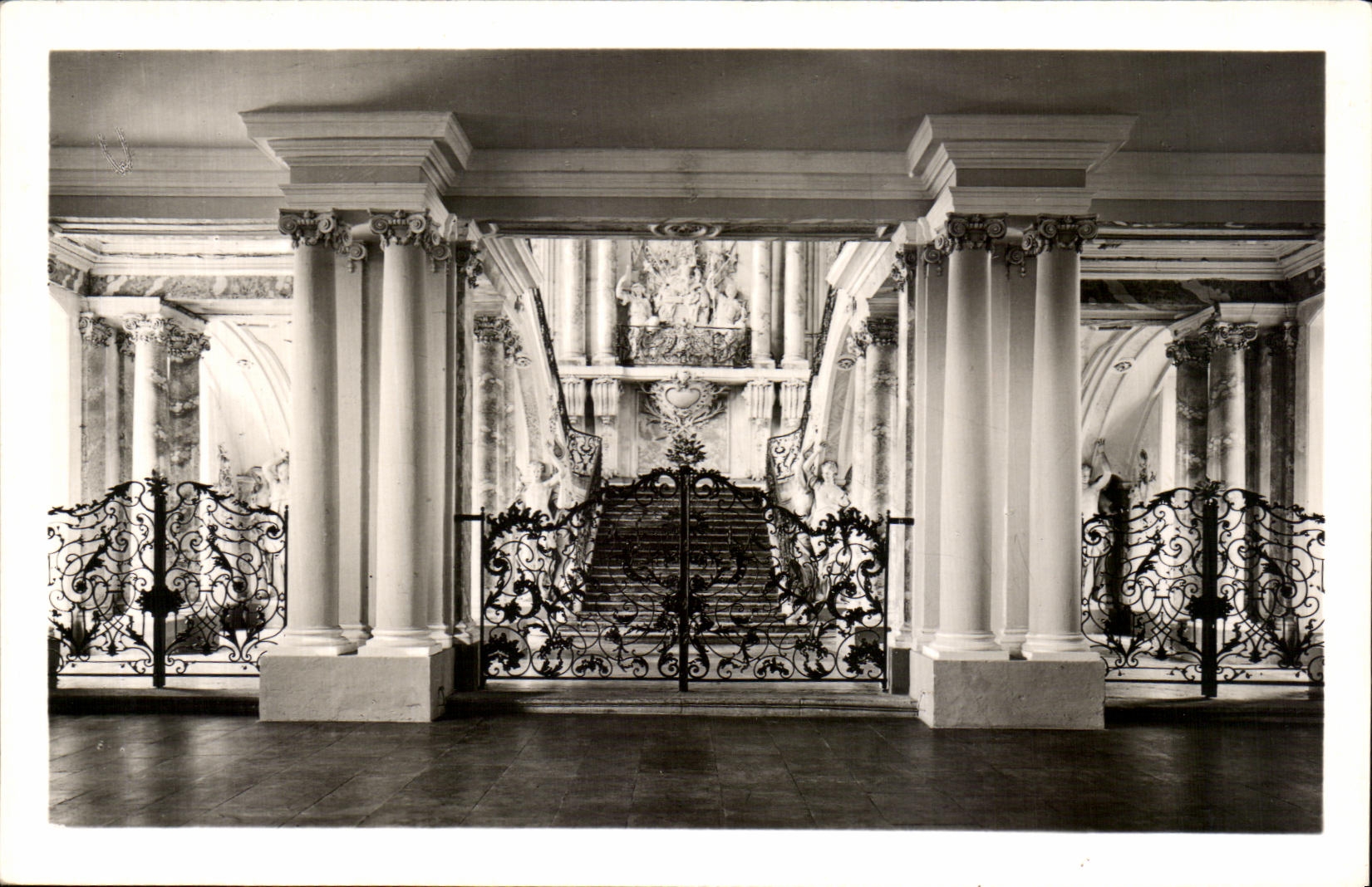 CPA Schloss Bruhl Innenaufgang