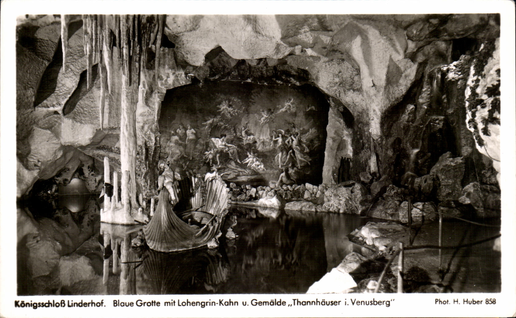 CPA Konigsschloss Blaue Grotte mit Lohengrin Kahn u Gemalde Thannhauser i Venusberg Linderhof