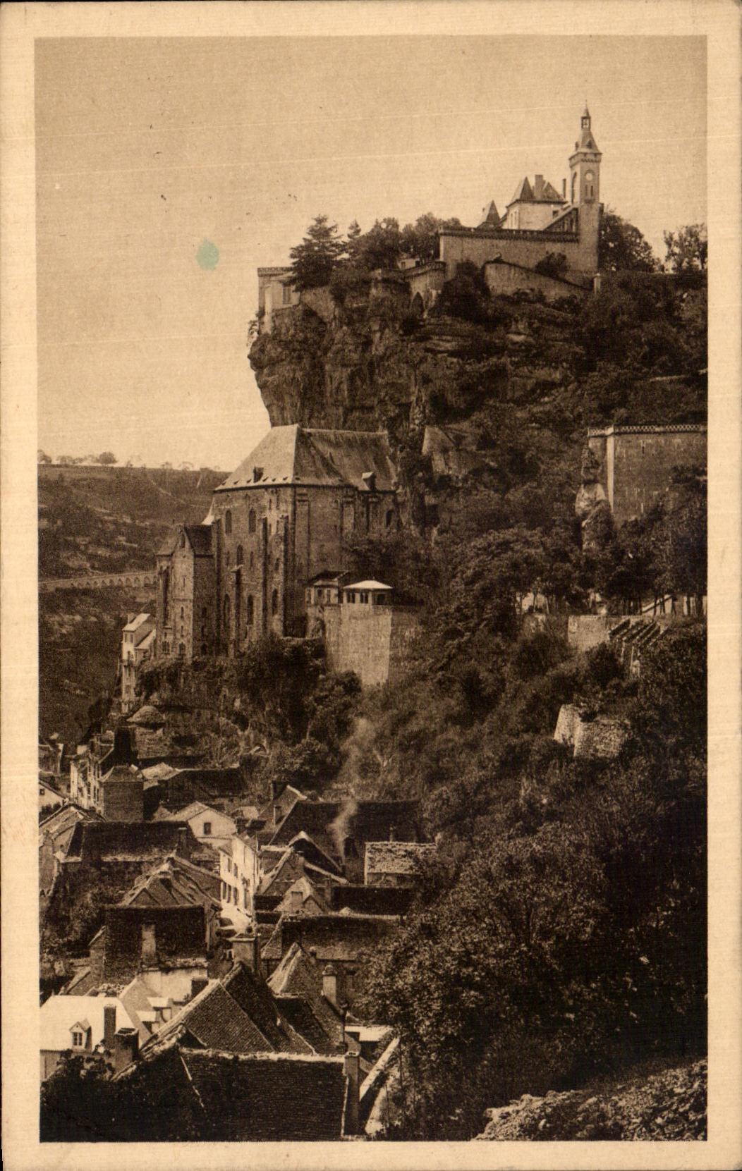 Rocamadour (Lot) — Vue générale — Édition de la librairie Verneuil