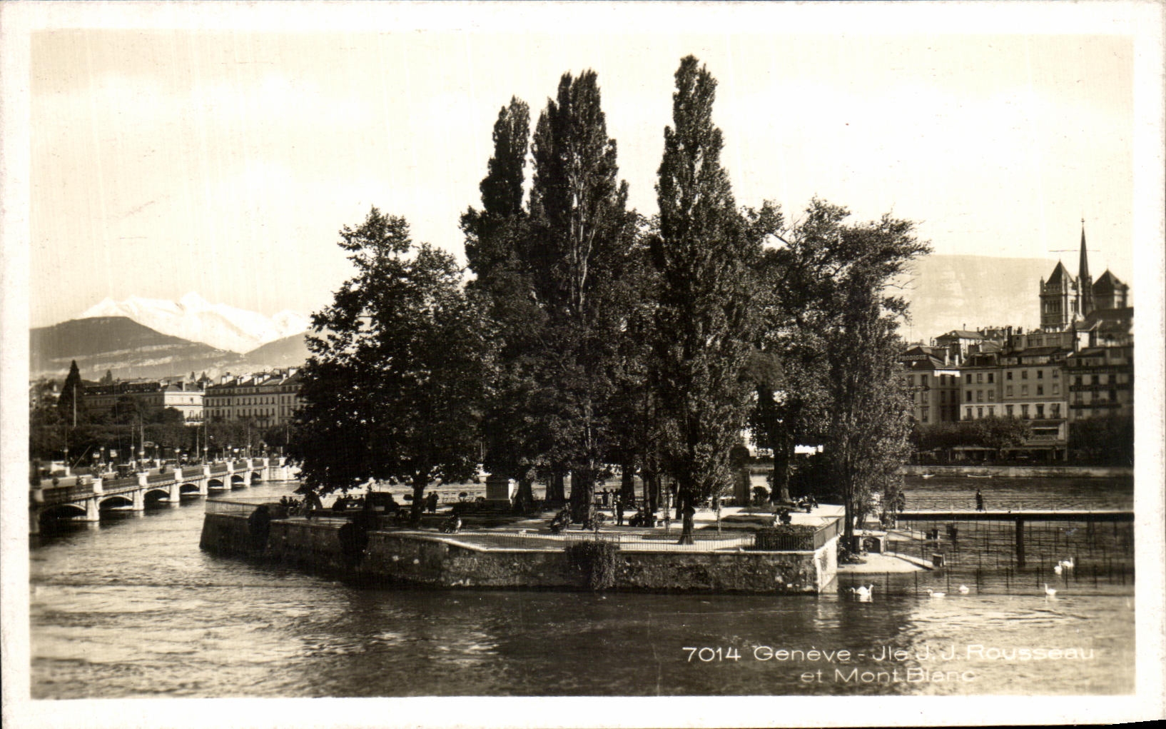 CPA Geneve Ile JJ Rousseau et Mont Blanc 