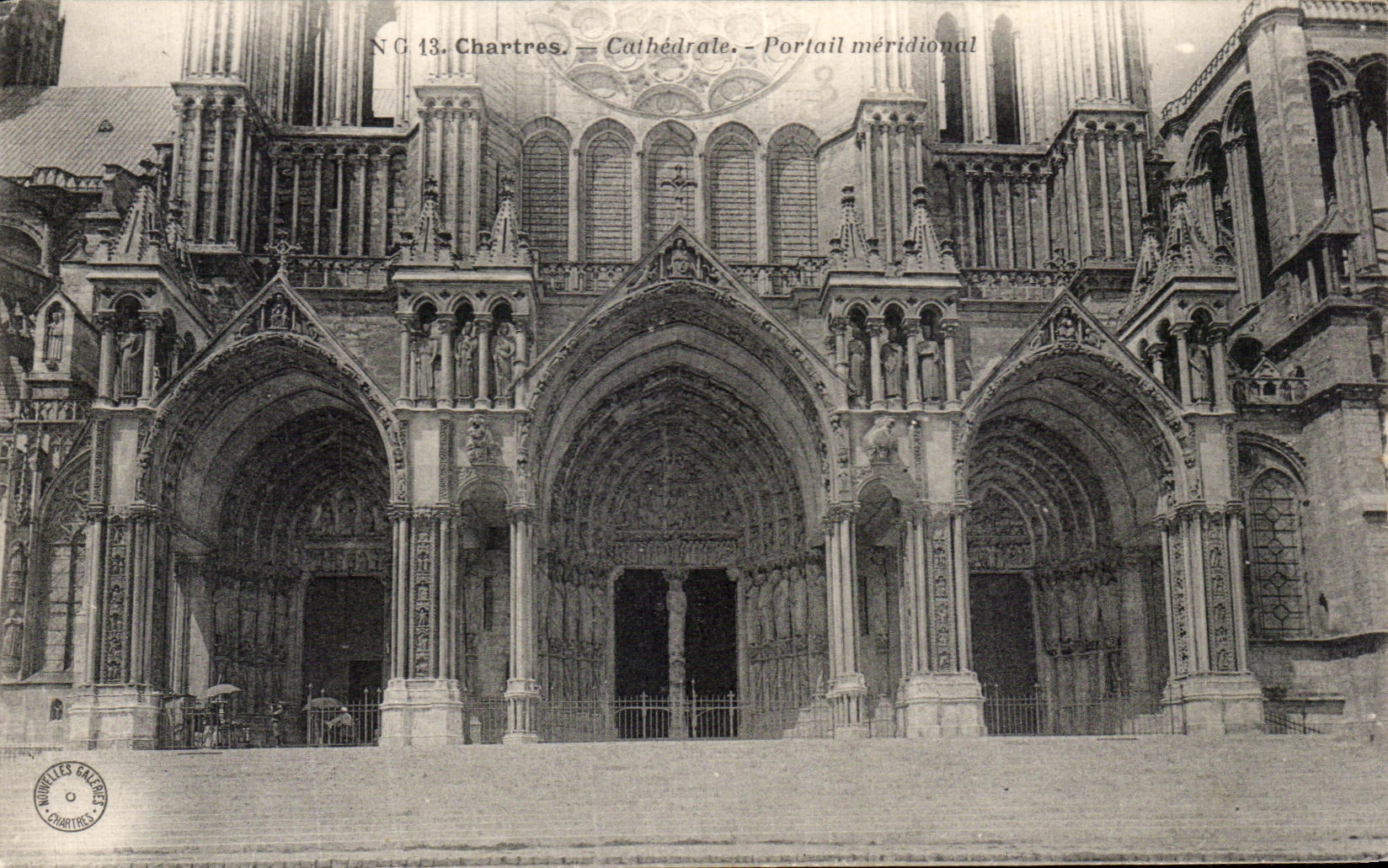 CPA Chartres Cathedrale Portail meridional