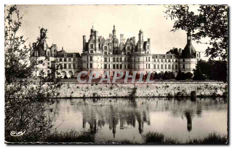 CPA En touraine les chateaux de la loire Chambord Le chateau