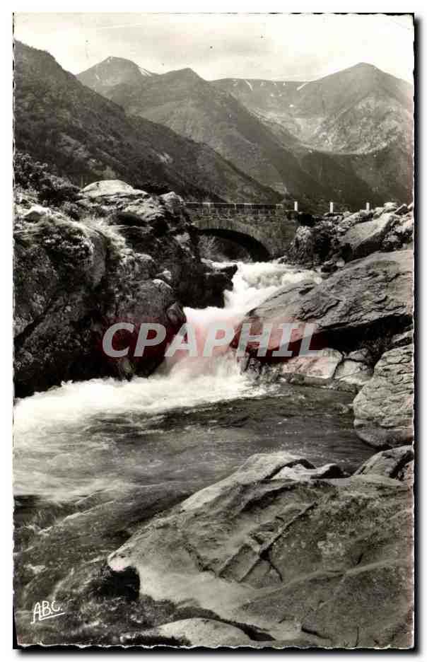 Cascades du CAROL en aval de Porta-Puymorens — A.B.C. Art Photographique, Ax-les-Thermes, n°105