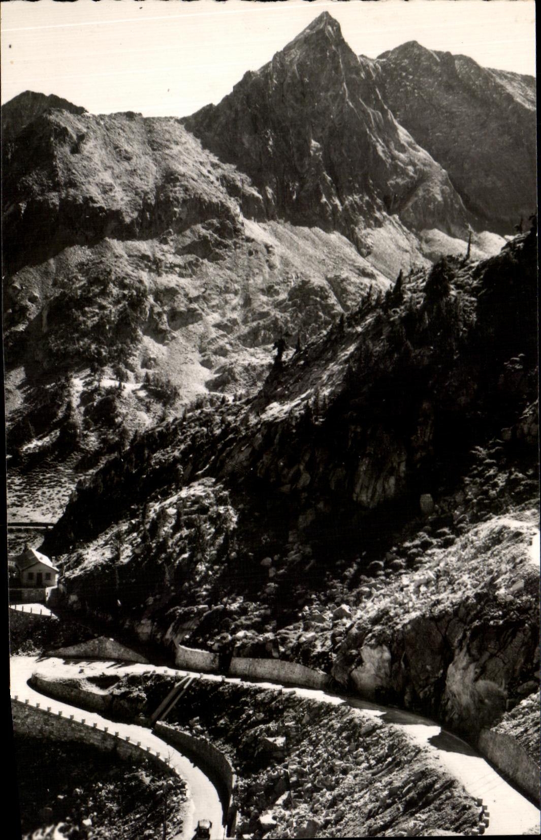 Lac de Capdelong et le Pic Méchant — Vallée d'Aure (H-P) — Éd. J. Jove - Paris