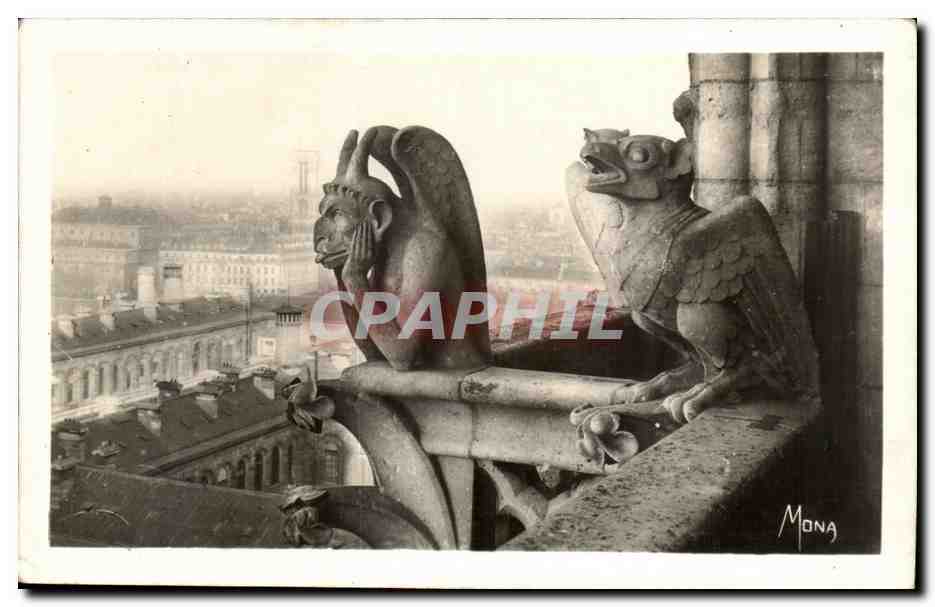 CPA Les petits tableaux de paris chimeres de notre dame le stryg 