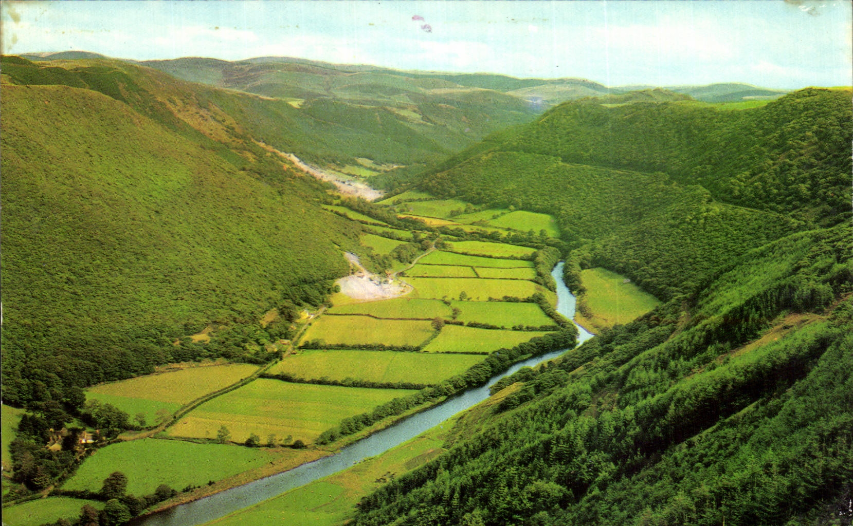 Vallée de Rheidol — vue depuis la ligne de chemin de fer — éditeur Colourmaster International, n° CD 625