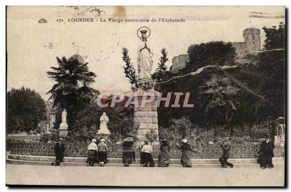 CPA Lourdes La Vierge couronne de I'Esplanade