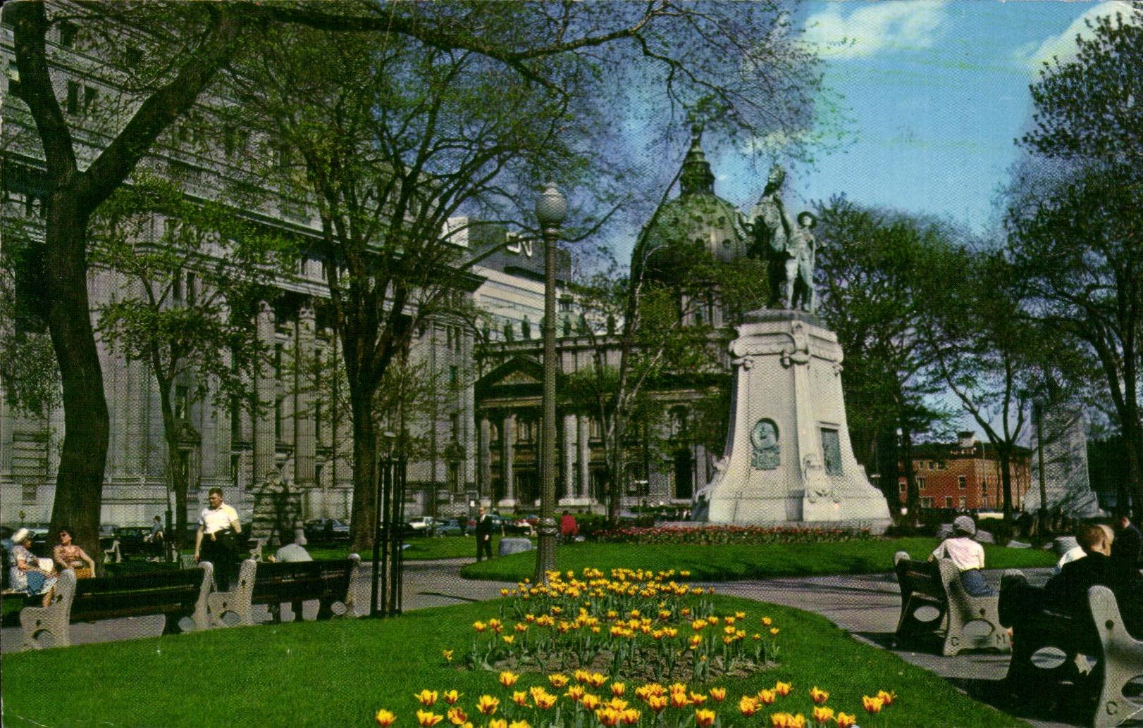 CPA Montreal Quebec Canada La Metropole du Canada Metropolis of Canada
