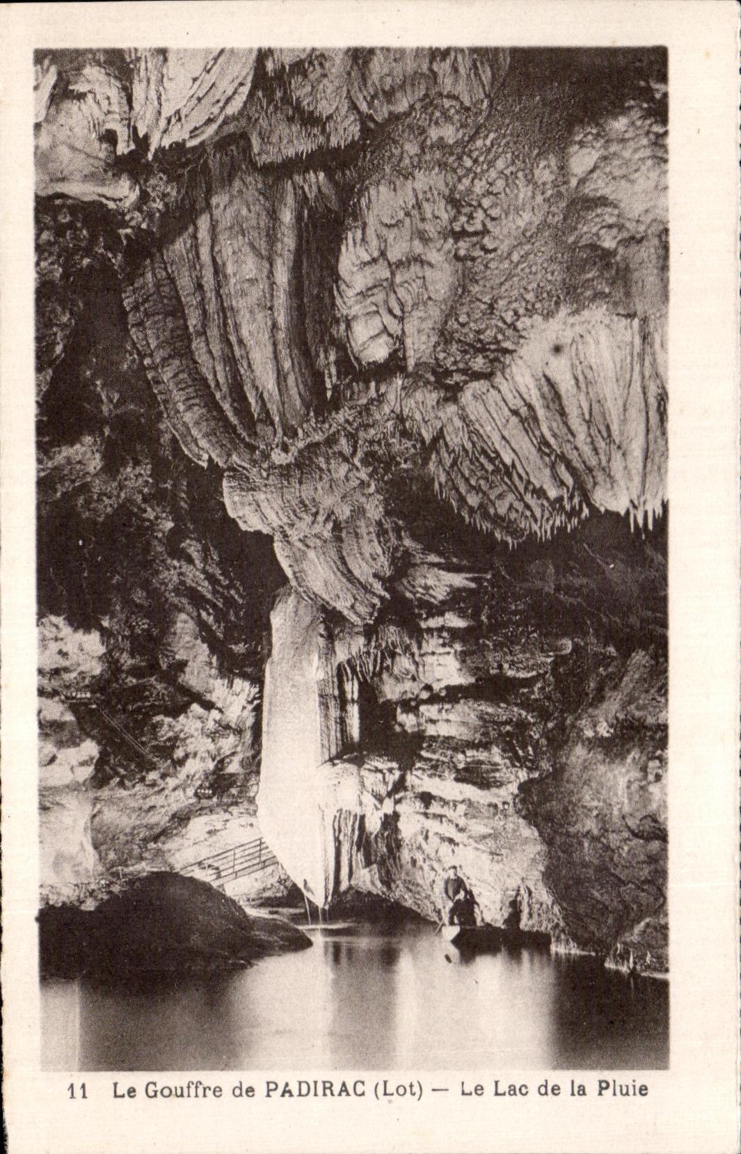 Le Gouffre de Padirac (Lot) — Le Lac de la Pluie — n°11