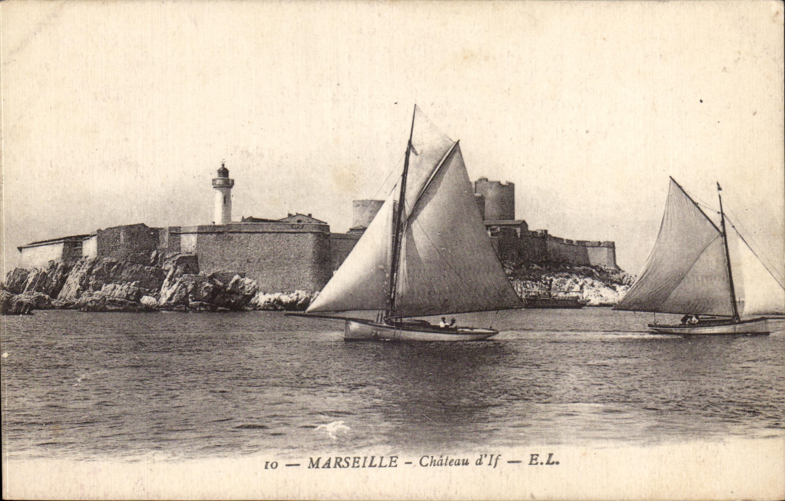 CPA Marseille Chateau d'If Bateaux