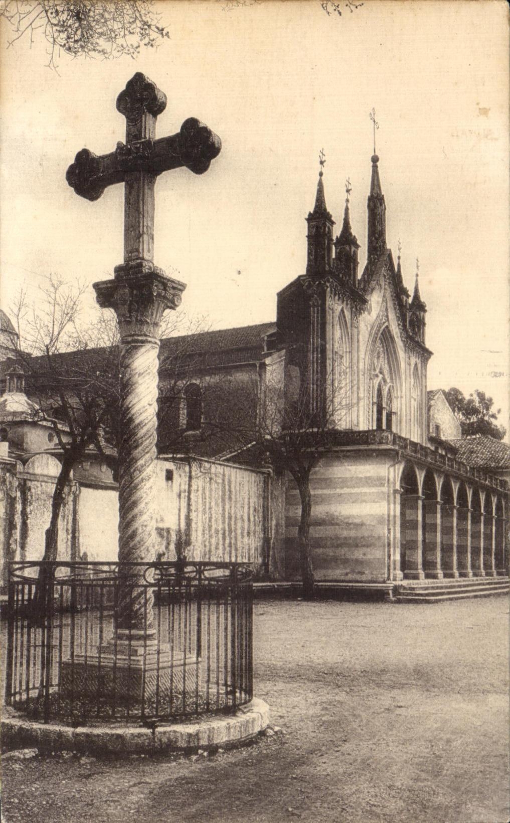 CPA Nice Cimiez La Croix et I'Eglise