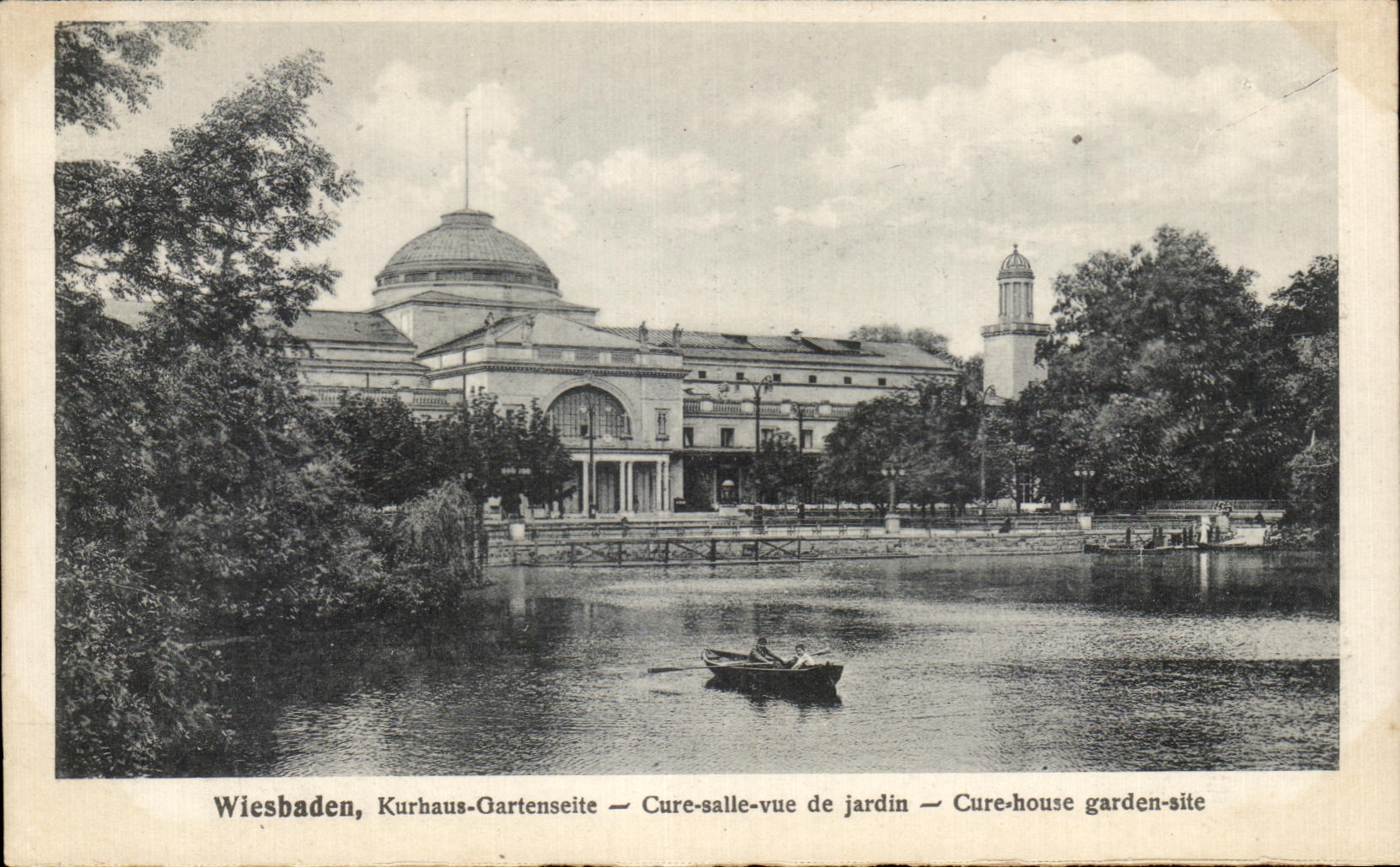 Wiesbaden, Kurhaus-Gartenseite — view of the building and lake — publisher van den Boogaart, no. 0153