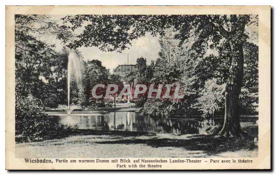 Wiesbaden, Partie am warmen Damm mit Blick auf Nassauisches Landes-Theater — Parc avec le théâtre