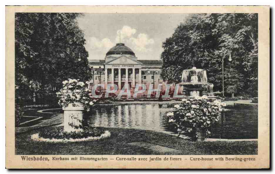 CPA Wiesbaden Kurhaus mit Blumengarten Cure salle avec jardin de fieurs
