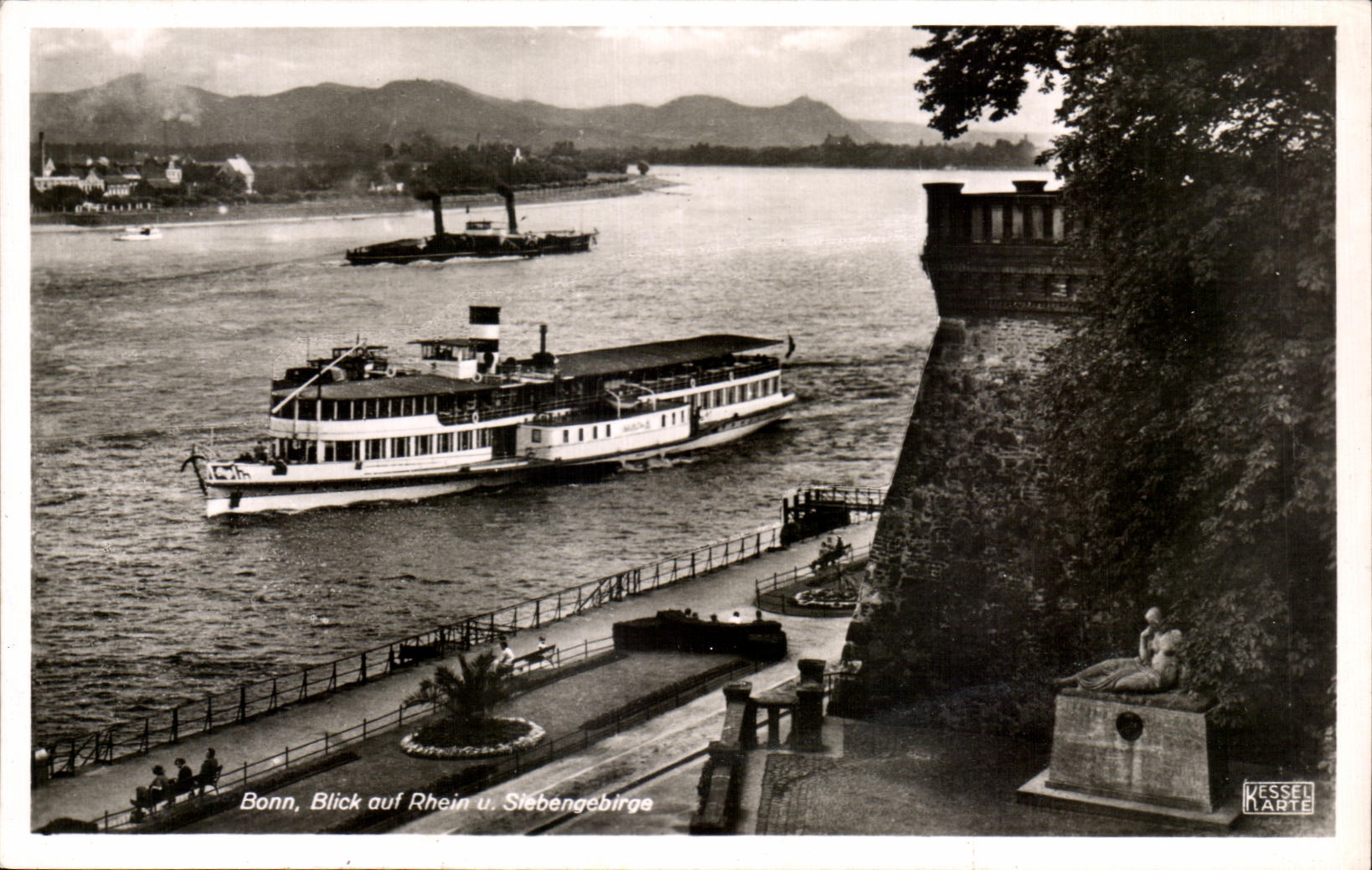 CPA Bonn Blick aul Rhein Siebengebirge Bateau