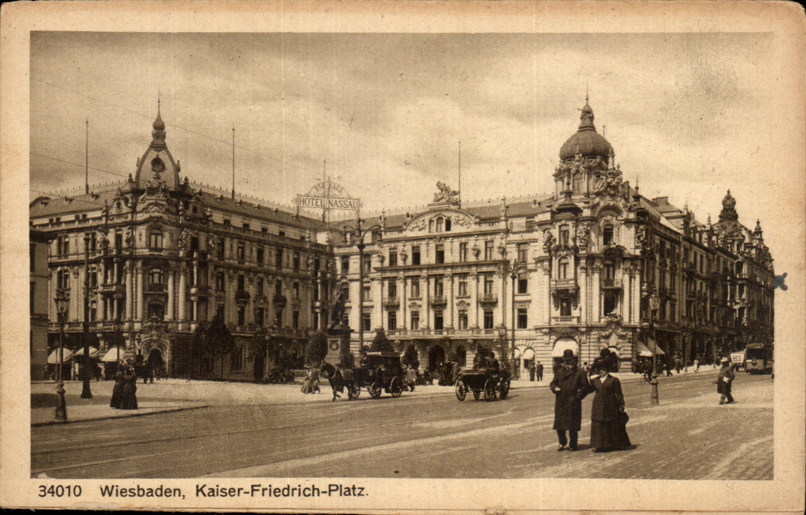 Wiesbaden, Kaiser-Friedrich-Platz — Hotel Nassau — éditeur Rud. Brümer & Co. n° 34010 - Recto